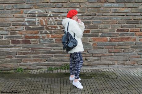 EL PODER DEL ROJO Y LOS LUNARES