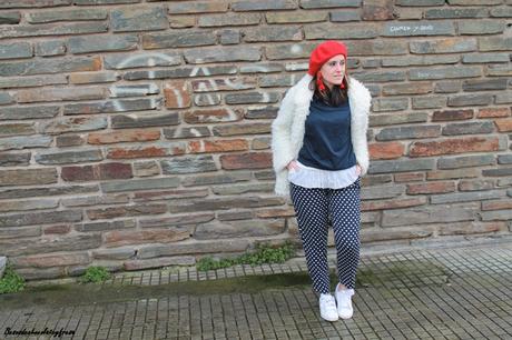 EL PODER DEL ROJO Y LOS LUNARES