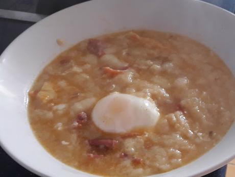 SOPA DE AJO CASTELLANA