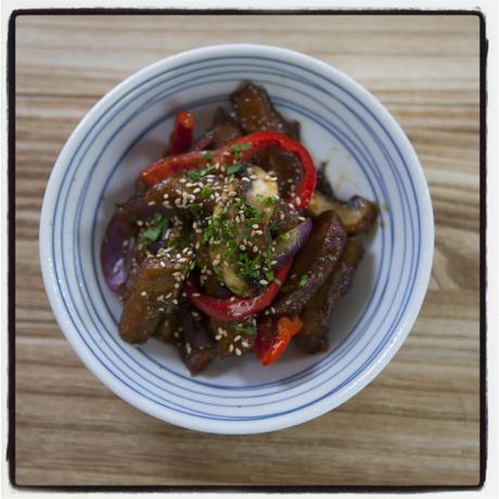 Recetas japonesas: Como preparar seitán con verduras | Taka Sasaki