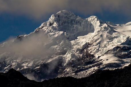 Parque Nacional Cayambe Coca: Lagunas y cascadas