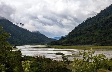 Parque Nacional Cayambe Coca: Lagunas y cascadas