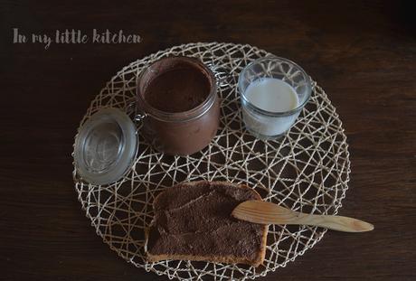 Crema de avellanas y chocolate casera Crema de avellanas y chocolate casera