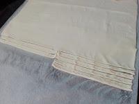 Aperitivo de espárragos con jamón serrano y hojaldre Aperitivo de espárragos con jamón serrano y hojaldre