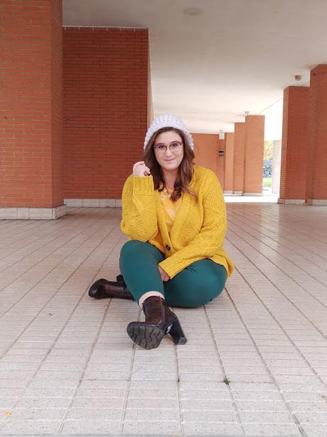 Yellow & Green ~ Outfit curvy Plus size woman