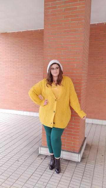 Yellow & Green ~ Outfit curvy Plus size woman