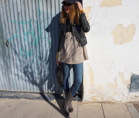 oVERSIZE lOVE tOTAL #nOUNIFORMES