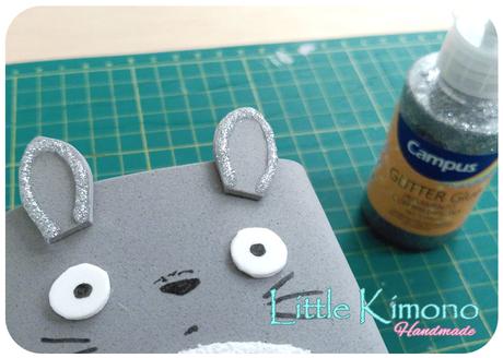 DIY Portalápices Totoro con Goma Eva x Little Kimono