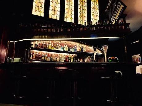 Ginger Bar Barcelona · una coctelería vintage con gastro bar en el Gótico ginger bar barcelona cocteleria