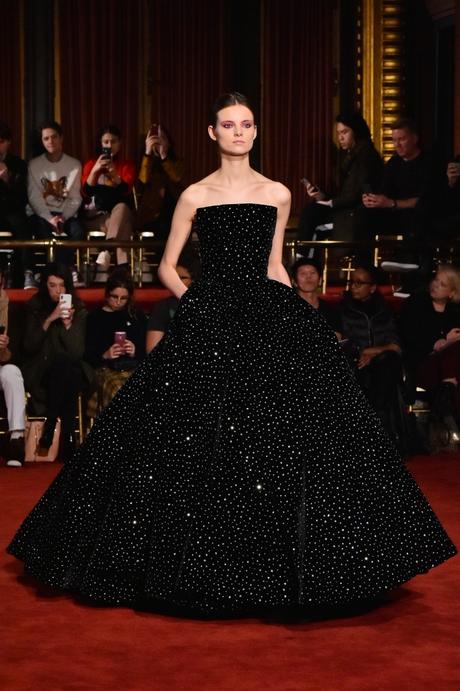 CHRISTIAN SIRIANO: FALL/WINTER 18/19