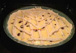 TARTA DE HOJALDRE RELLENA DE CREMA PASTELERA CON PEPITAS DE CHOCOLATE SIN GLUTEN