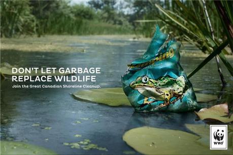 “No dejes que la basura reemplace la vida salvaje”, campaña gráfica de WWF “No dejes que la basura reemplace la vida salvaje”, campaña gráfica de WWF