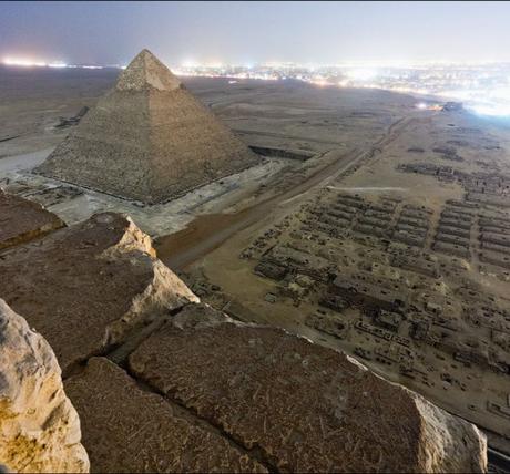 Increíbles imágenes (prohibidas) de la parte superior de la Gran Pirámide de Giza