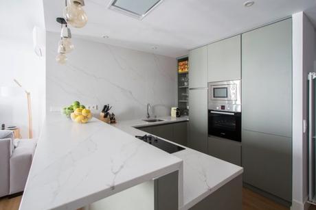 pisos reforma madrid piso malasaña open concept estilo nórdico estilo escandinavo distribución diáfana decoración nórdica decoración neutros decoración moderna cocina abierta 