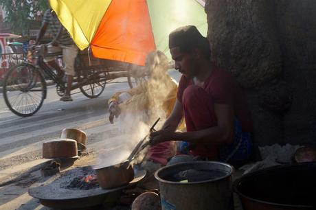 hombre-calle-india