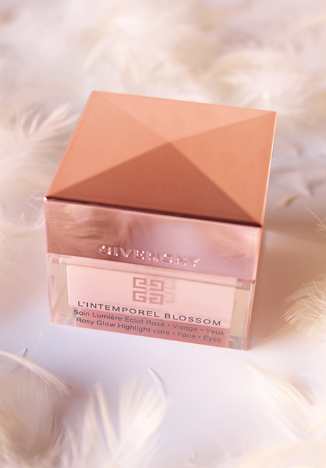 L´Intemporel Blossom de Givenchy: cuidado facial para treintañeras L´Intemporel Blossom de Givenchy: cuidado facial para treintañeras