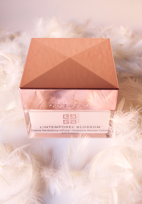 L´Intemporel Blossom de Givenchy: cuidado facial para treintañeras L´Intemporel Blossom de Givenchy: cuidado facial para treintañeras