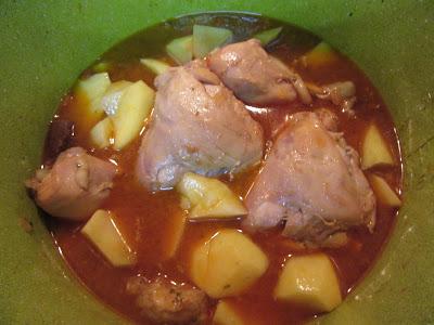 y por último las patatas Guiso de patatas con pollo olla GM