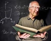 ¿Compramos un portaviones o un bosón de Higgs?