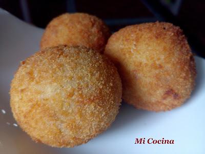 CROQUETAS DE BOLETUS CON JAMON CROQUETAS DE BOLETUS CON JAMON