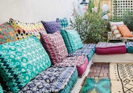 Terraza decorada con muebles, textiles y accesorios de IKEA Terraza decorada con muebles, textiles y accesorios de IKEA