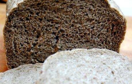 Pan negro, una moda que puede pasar factura Pan negro, una moda que puede pasar factura