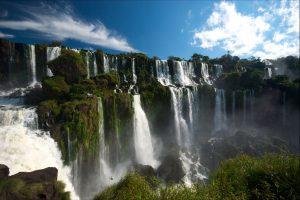 Los 10 Mejores Lugares Turísticos para Visitar de Brasil Lugares-turisticos-de-Brasil-Iguazu