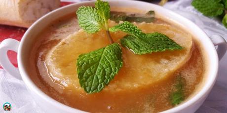 Sopa de ajos y pan Sopa de ajos y pan