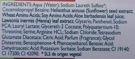 Champú a la Henna para Cabellos Caoba de CORPORE SANO