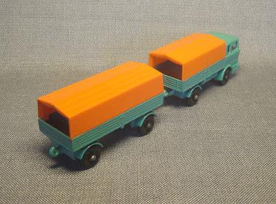 Camión y acoplado de Matchbox Camión y acoplado de Matchbox