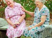 Personas Quejan Disfrutan Vida Felices