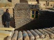 constructor “loco botellas” desierto