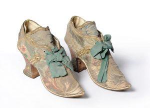 Un repaso histórico de los inicios del calzado