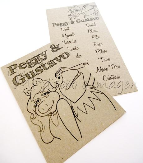 Invitaciones de boda kraft con temática dibujos animados