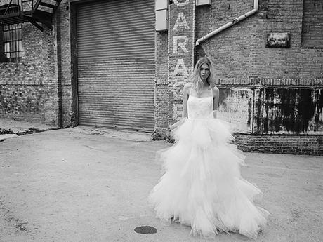 Los grandes volúmenes y el tul son los protagonistas de la colección Novias Haute Couture Tot-Hom 2018