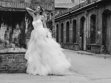 Los grandes volúmenes y el tul son los protagonistas de la colección Novias Haute Couture Tot-Hom 2018
