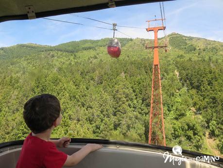 Visita y actividades en el Cerro Otto (más allá de la confitería giratoria)