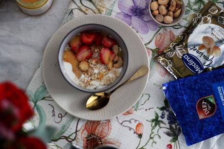 Smothie bowl de Kefir . Desayuno de campeones