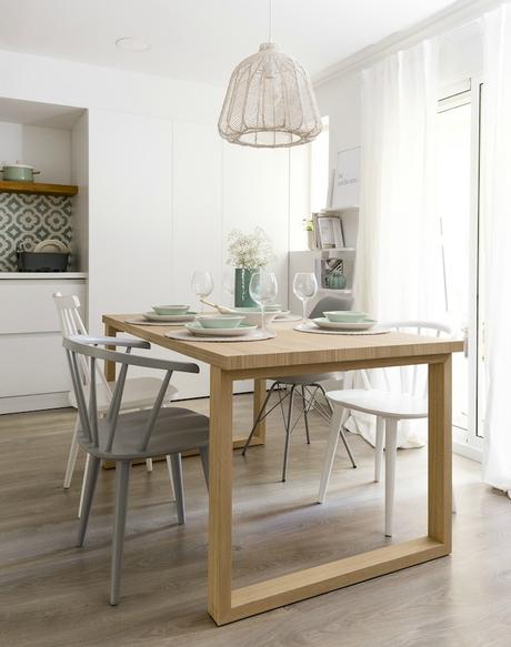 Un apartamento con una decoración natural y fresca Un apartamento con una decoración natural y fresca