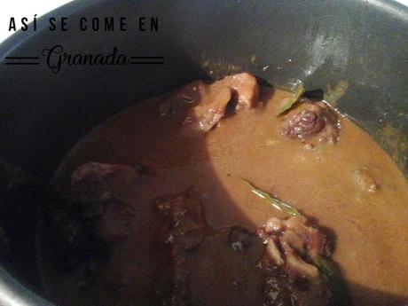 Rabo de toro tradicional con patatas de Luxe Rabo de toro tradicional con patatas de Luxe