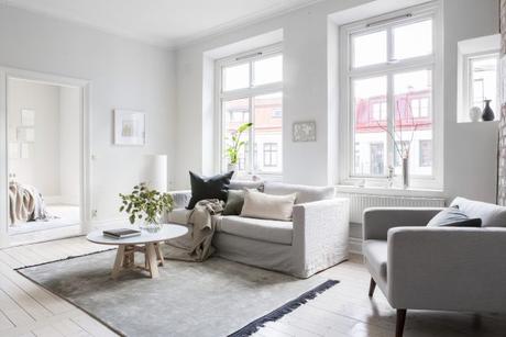 silla 7 arne jacobsen piso pequeño nórdico pared de ladrillo visto pared blanca muebles de diseño estilo nórdico estilo escandinavo decoración nórdica decoración interiores 