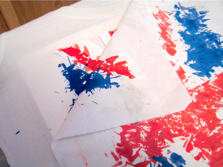 Camiseta hecha con ceras