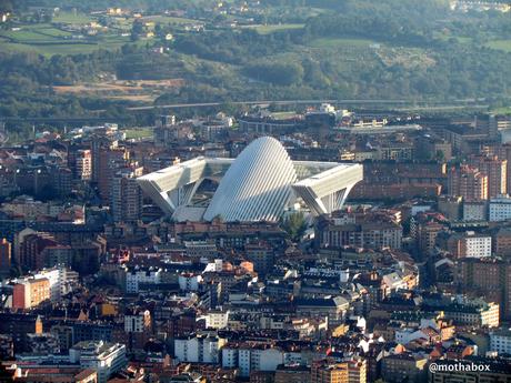 El objeto arquitectónico singular como obra de arte ambicionada.El Cat de Segovia