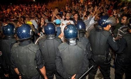 Protestas condena abogado derechos humanos 