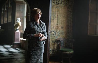 Todo el dinero del mundo, La corrupción del poder