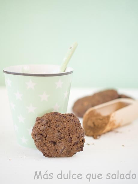 Galletas de algarroba con trozos de chocolate