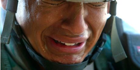 Milagro! “Una Nube nos Protegió” dice el Coronel de las Fuerzas de Defensa de Israel Milagro! “Una Nube nos Protegió” dice el Coronel de las Fuerzas de Defensa de Israel