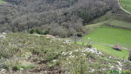 Sendero de bajada a la Blenosa