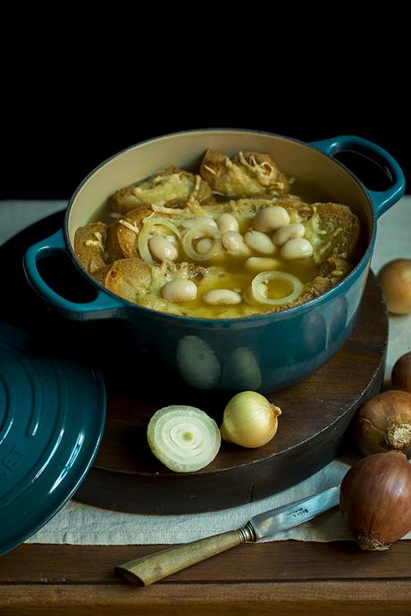 SOPA DE CEBOLLA EN COCOTTE