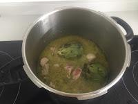 GUISO DE MAGRO DE CERDO Y ALCACHOFAS